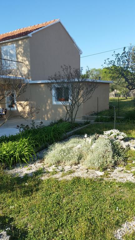 Apartment Nika Šibenik Exteriör bild
