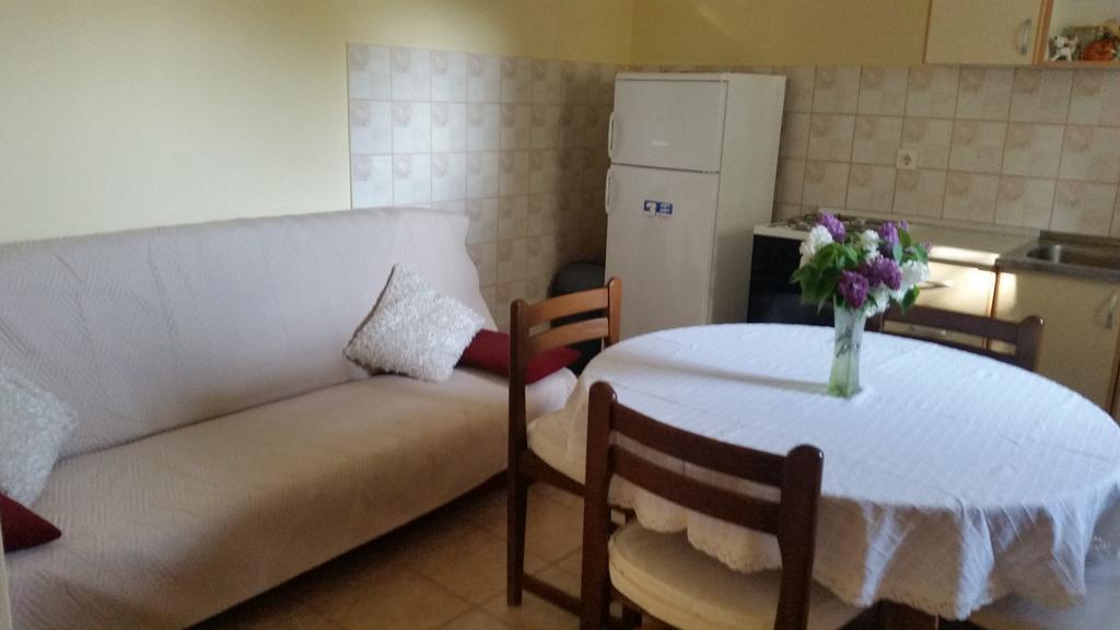 Apartment Nika Šibenik Exteriör bild